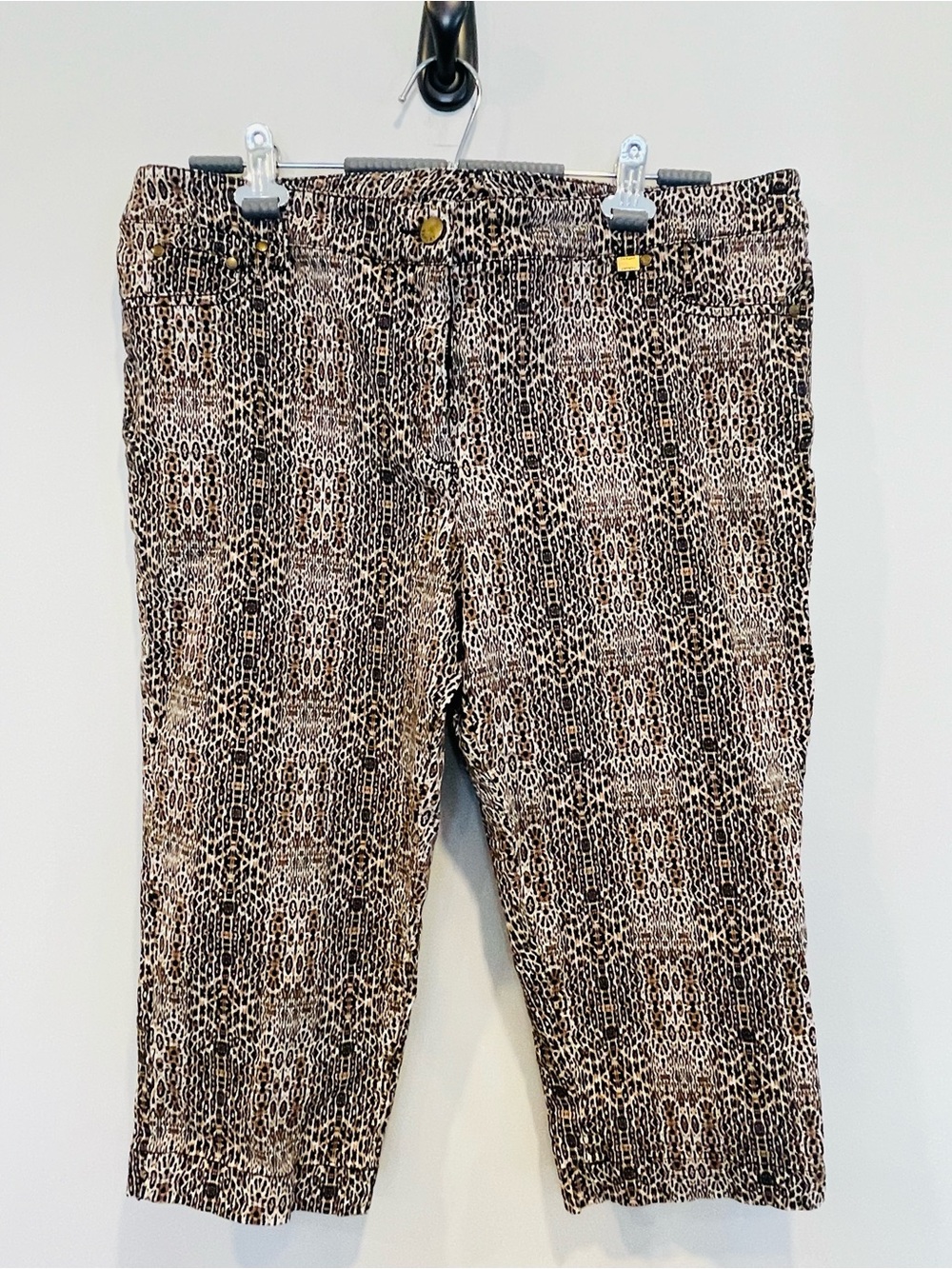 TanJay Brown and Black Printed Cropped Pants